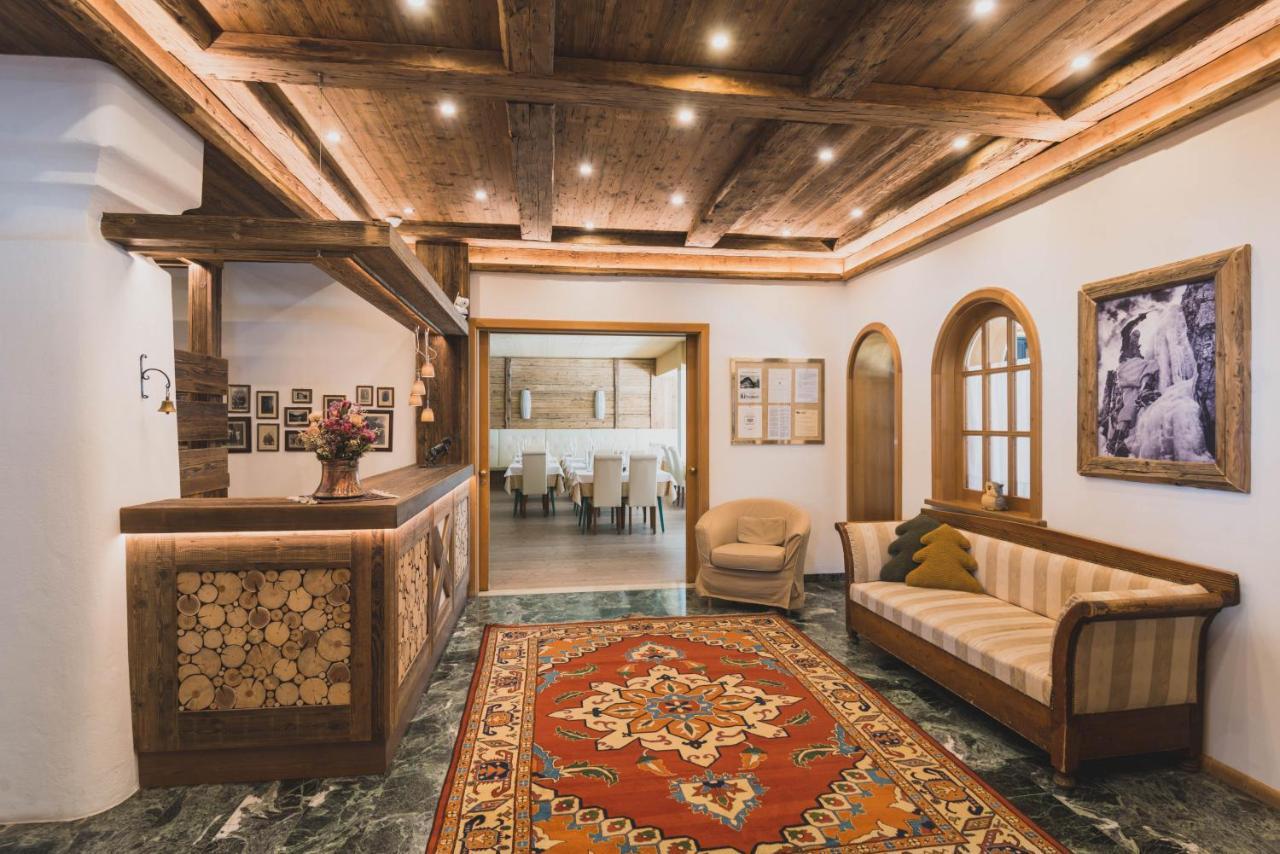 B&B Garni Villa Campitello Campitello di Fassa Luaran gambar