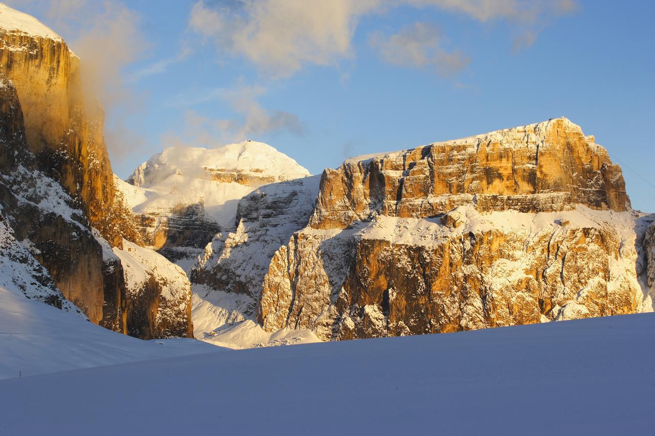B&B Garni Villa Campitello Campitello di Fassa Luaran gambar