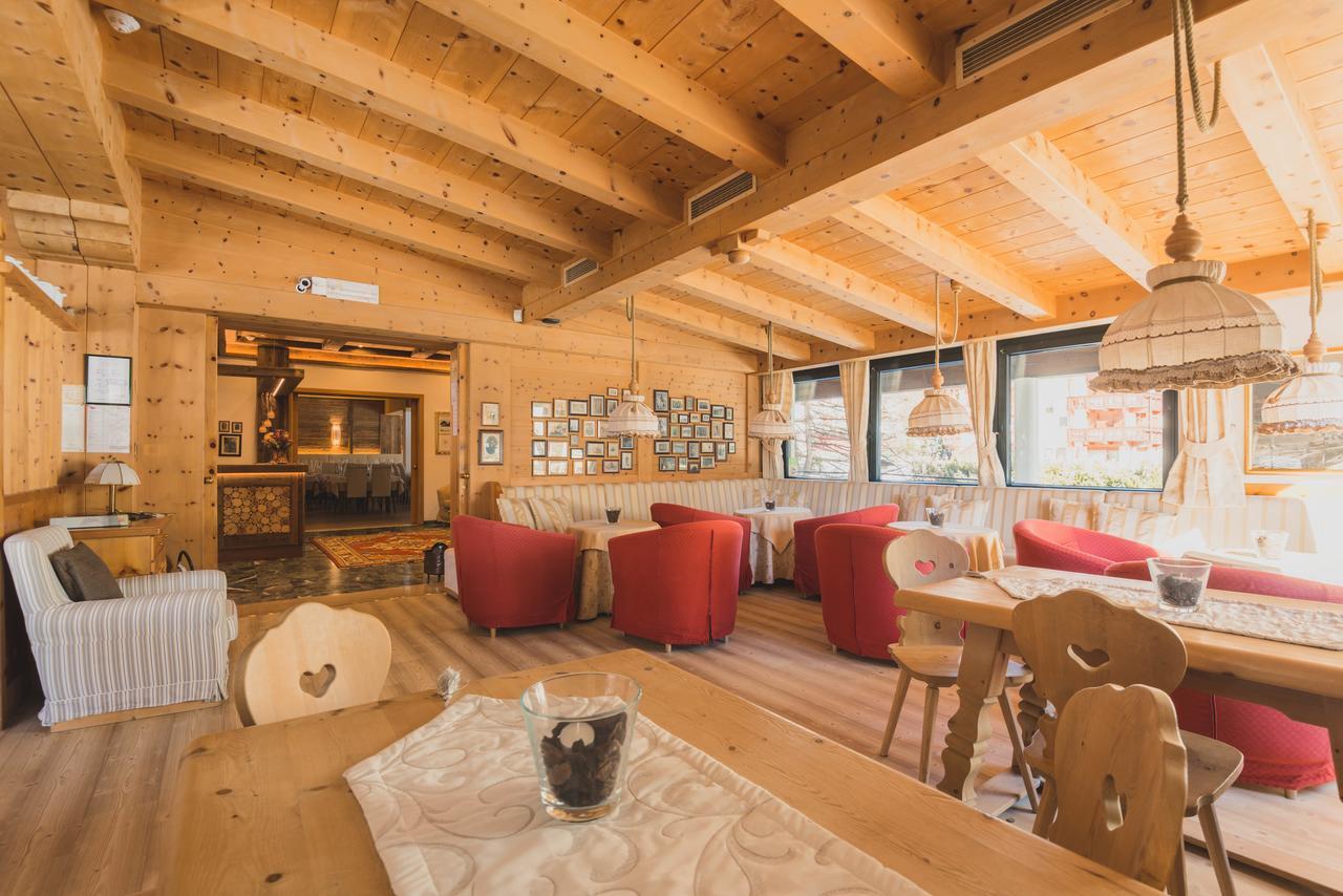 B&B Garni Villa Campitello Campitello di Fassa Luaran gambar